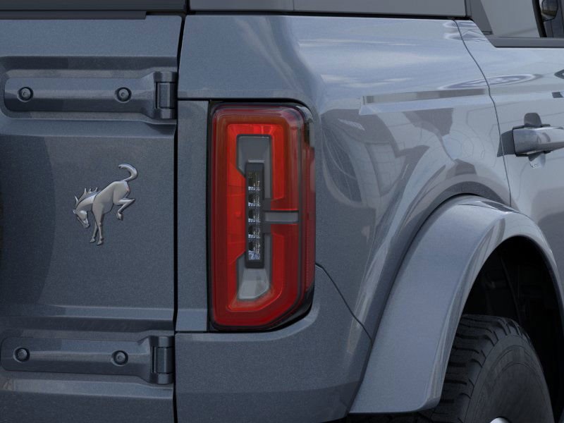 2025 Ford Bronco Outer Banks photo 23