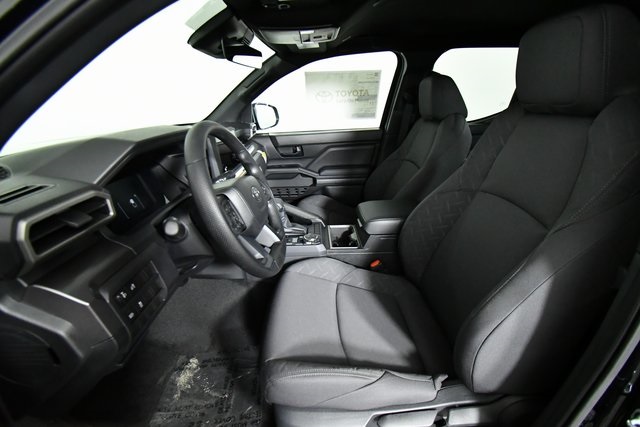 2025 Toyota Tacoma SR5 photo 3
