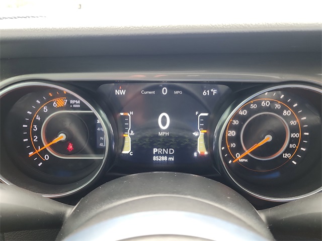 2020 Jeep Wrangler Unlimited Sahara photo 25