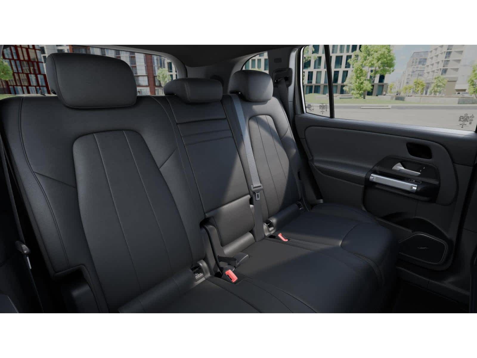 2025 Mercedes Benz EQB 300 4MATIC photo 4