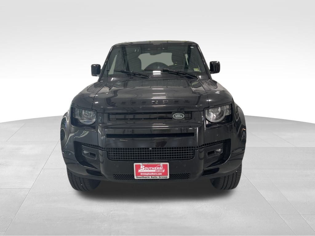 2024 Land Rover Defender 90 X-Dynamic SE photo 7