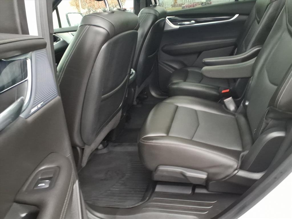 2023 Cadillac XT6 Premium Luxury photo 3
