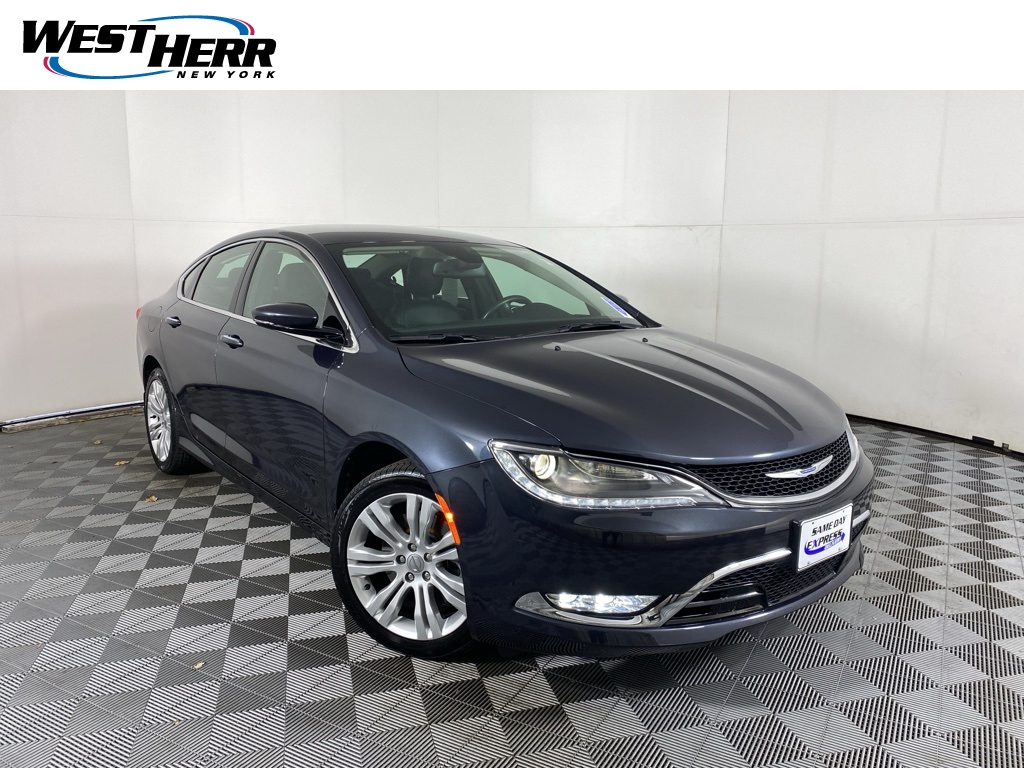 2016 Chrysler 200 C's photo
