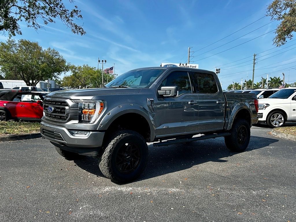 2023 Ford F-150 XLT photo 3