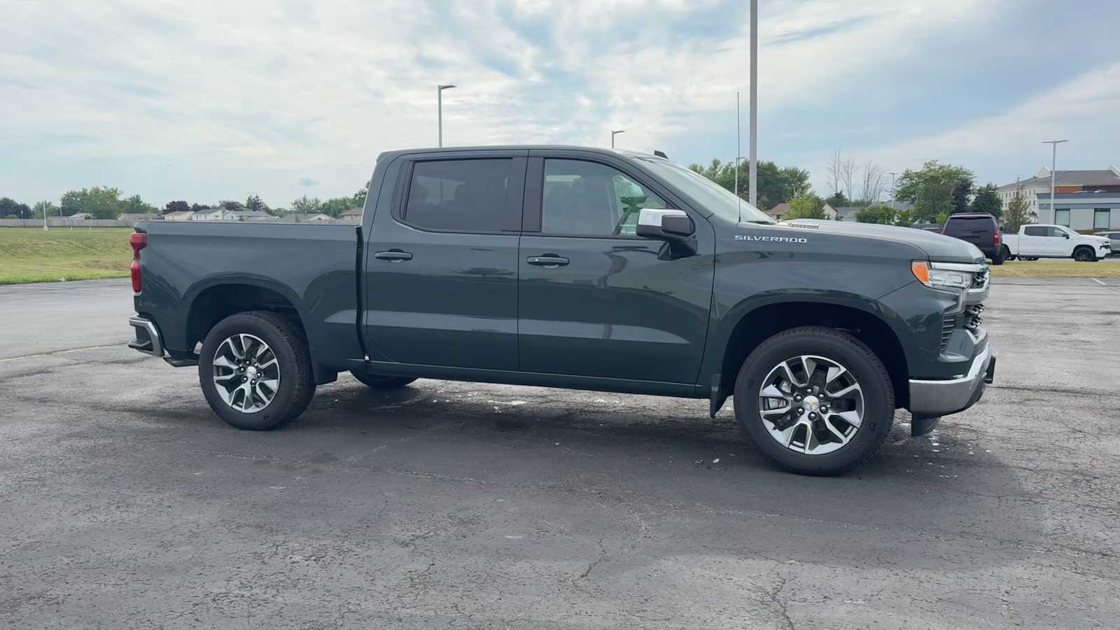 2026 Chevrolet Silverado 1500 LT photo 8