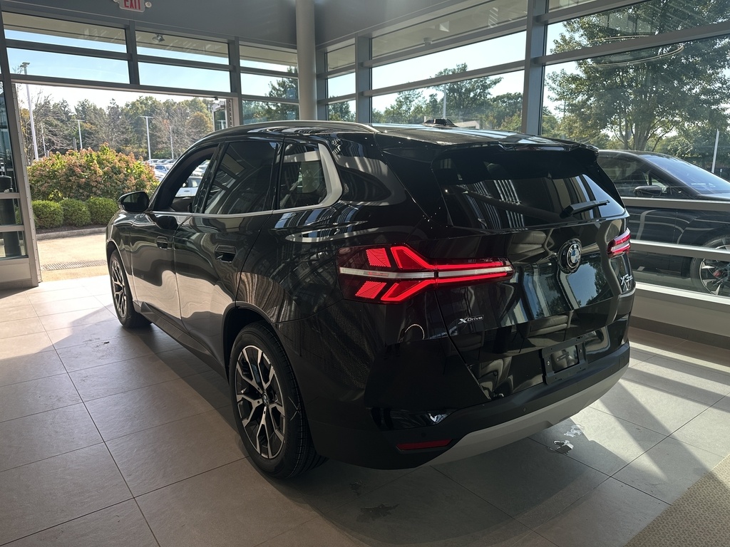 2026 Bmw X3 photo 3