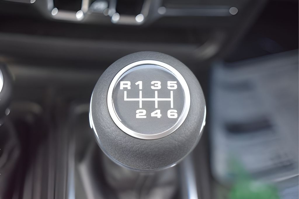 2025 Jeep Wrangler Sport photo 22