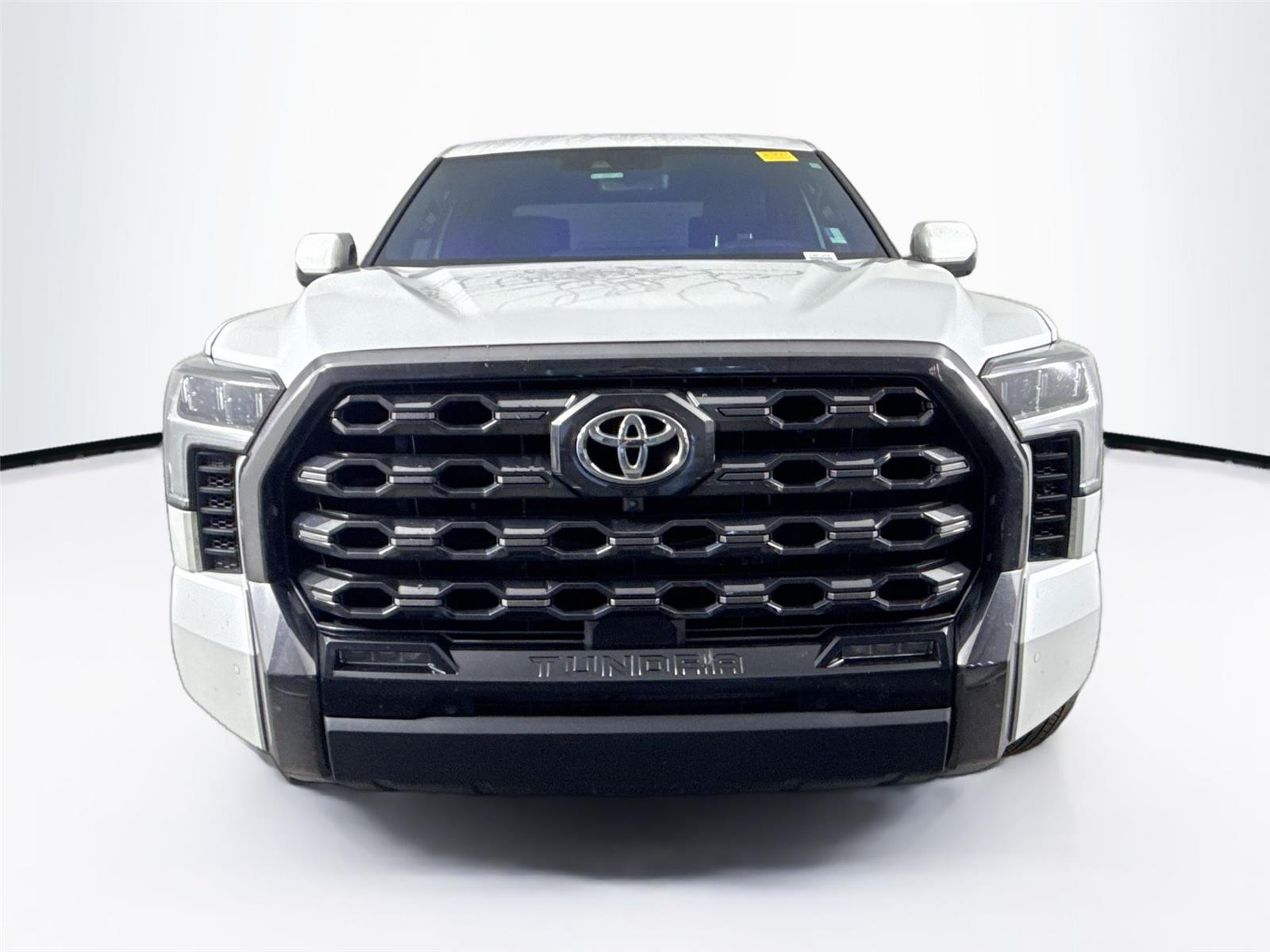 2023 Toyota Tundra Platinum photo 3