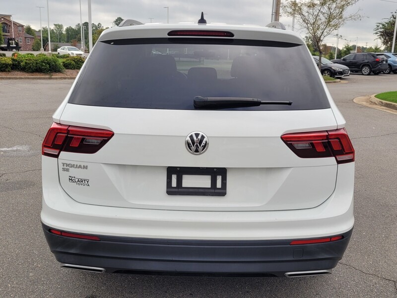 2019 Volkswagen Tiguan SE R-Line photo 10