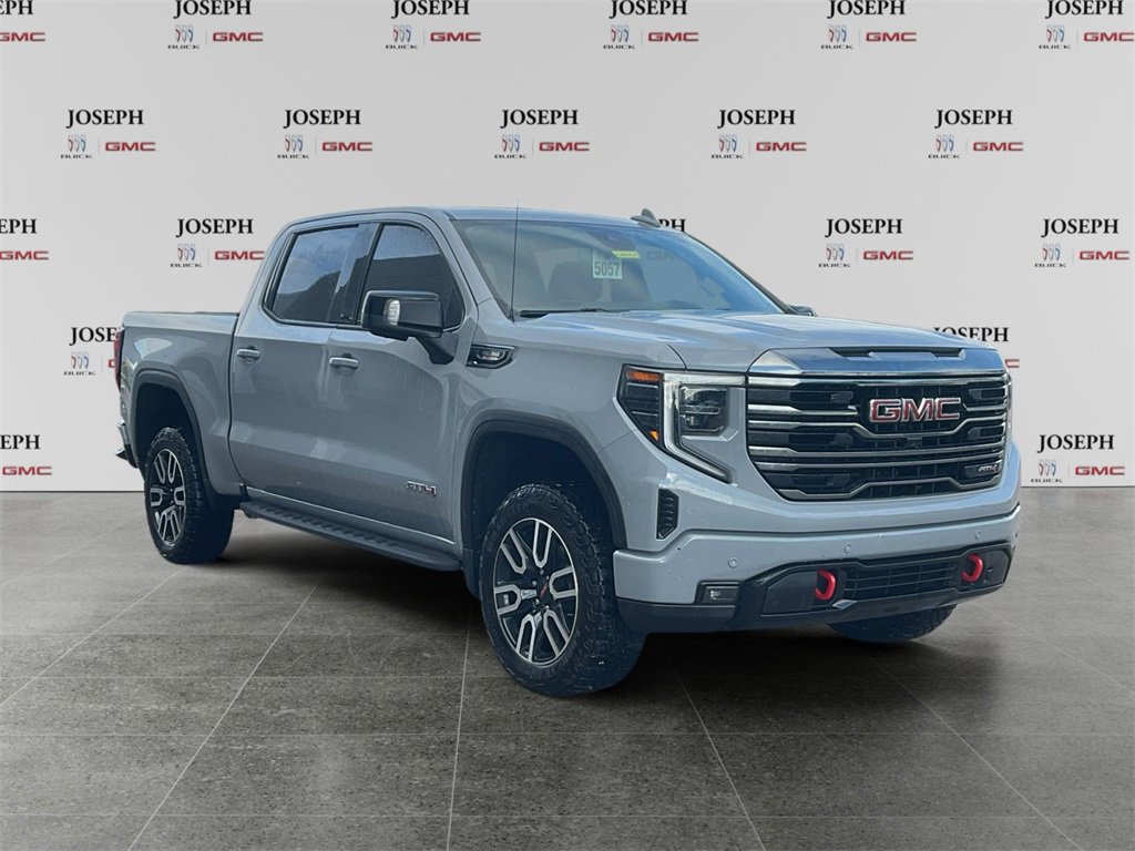 2024 GMC Sierra 1500 AT4's photo