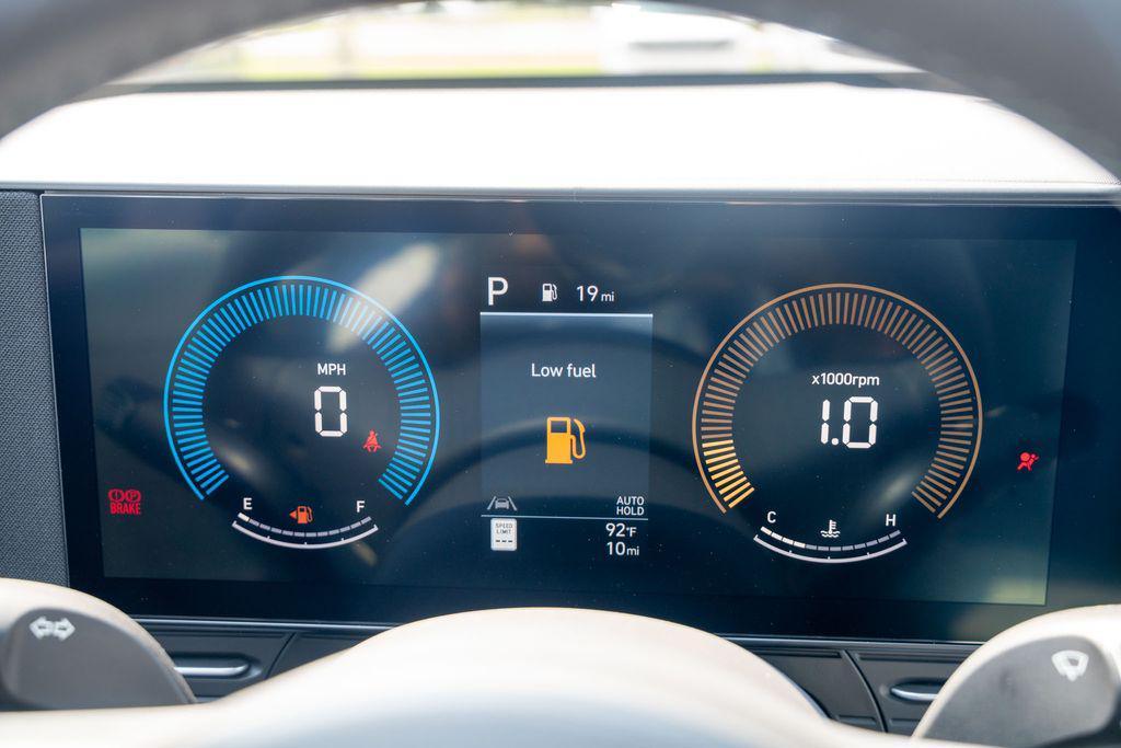 2026 Hyundai Kona SEL photo 21