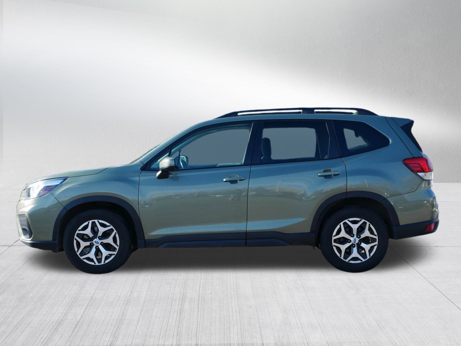 2019 Subaru Forester Premium photo 4