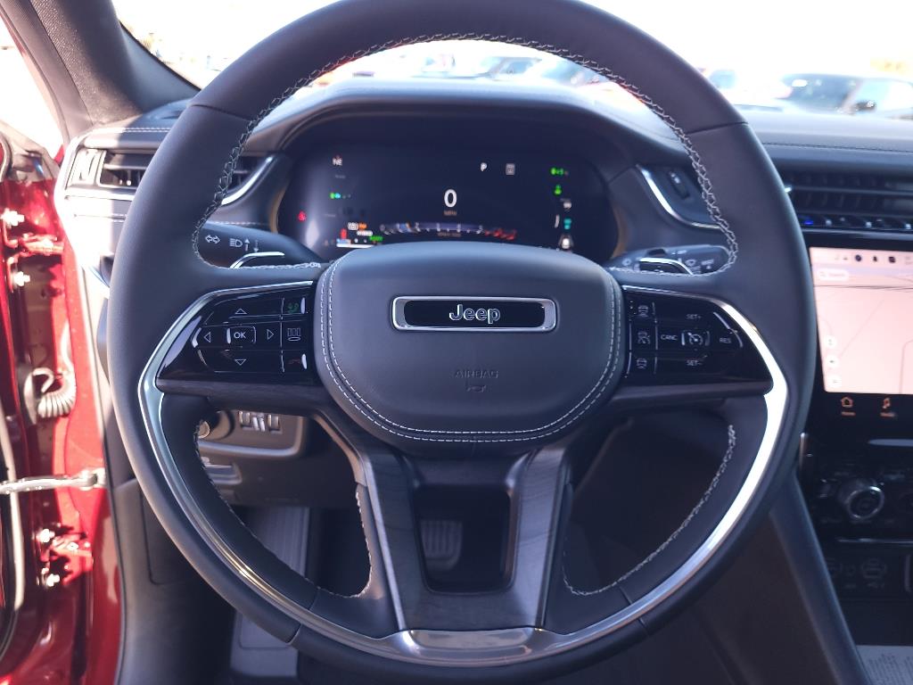 2024 Jeep Cherokee 4xe Overland photo 15
