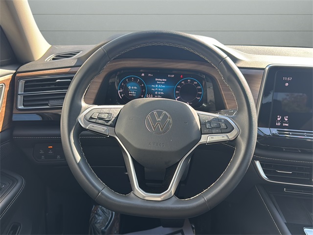 2024 Volkswagen Atlas SE Technology photo 12
