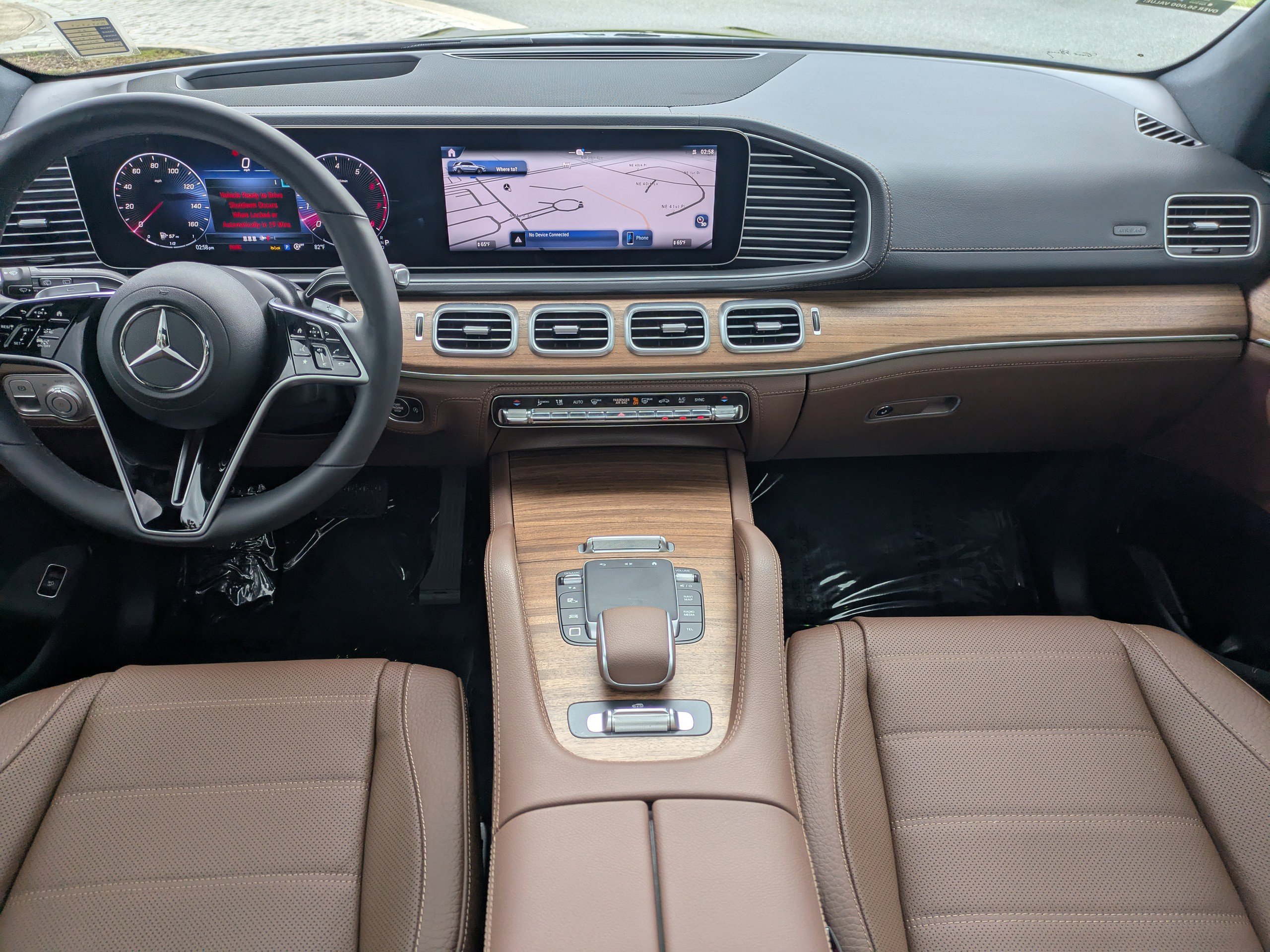 2025 Mercedes Benz GLE 450 4MATIC photo 2