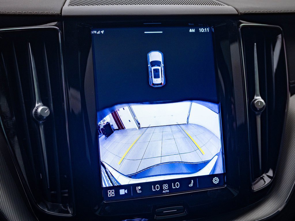 2024 Volvo XC60 Recharge Hybrid Ultimate photo 35