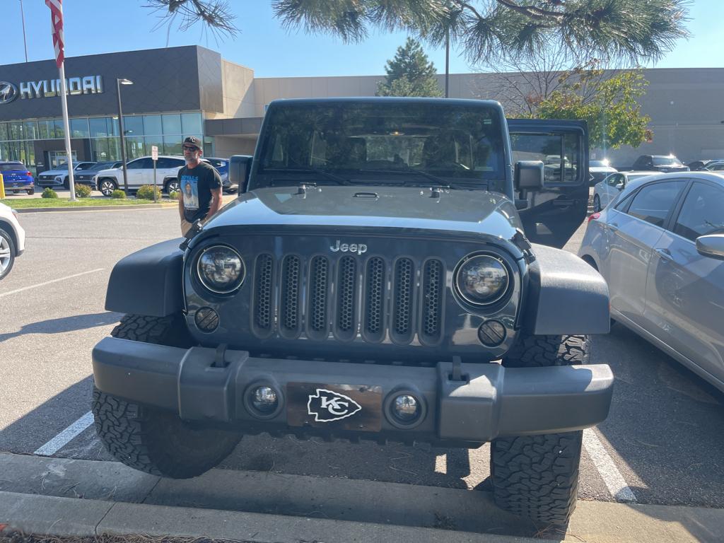 2017 Jeep Wrangler Unlimited Sport photo 4