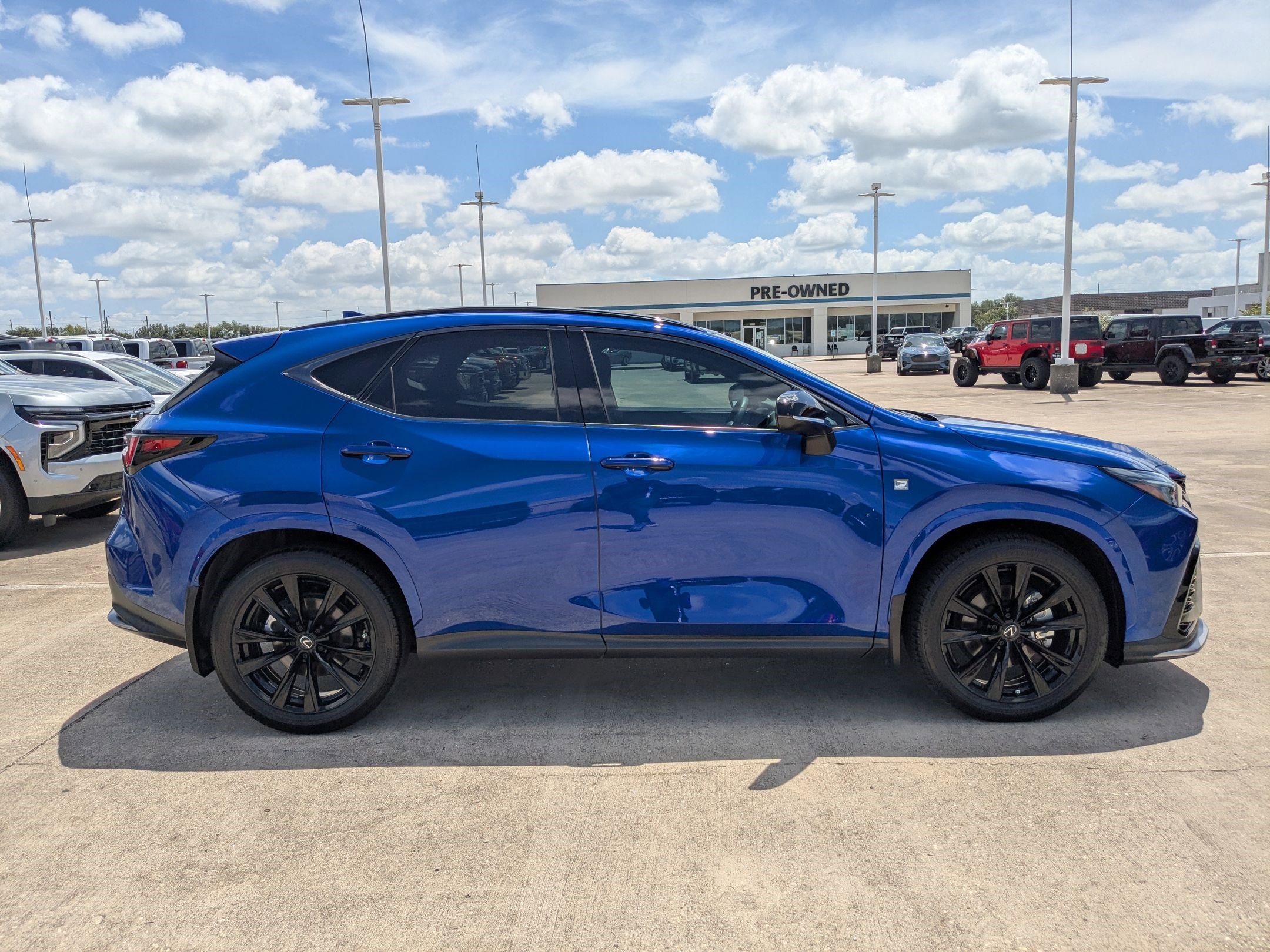 2024 Lexus NX 350 F SPORT Handling photo 2