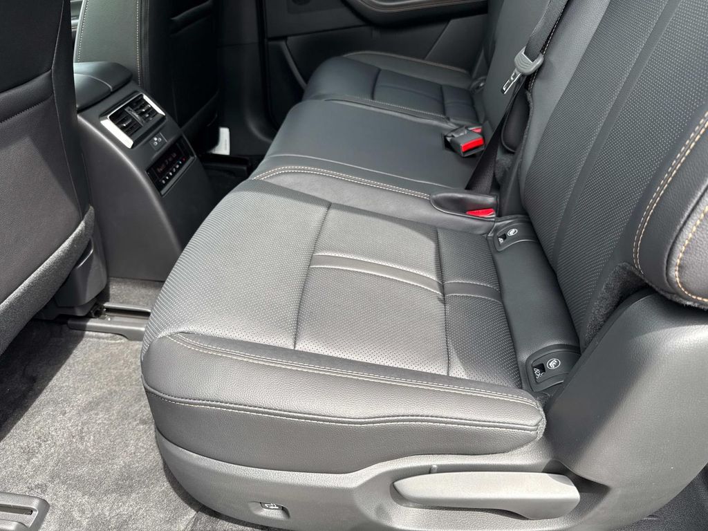 2025 Mazda CX-90 3.3 Turbo Preferred photo 41