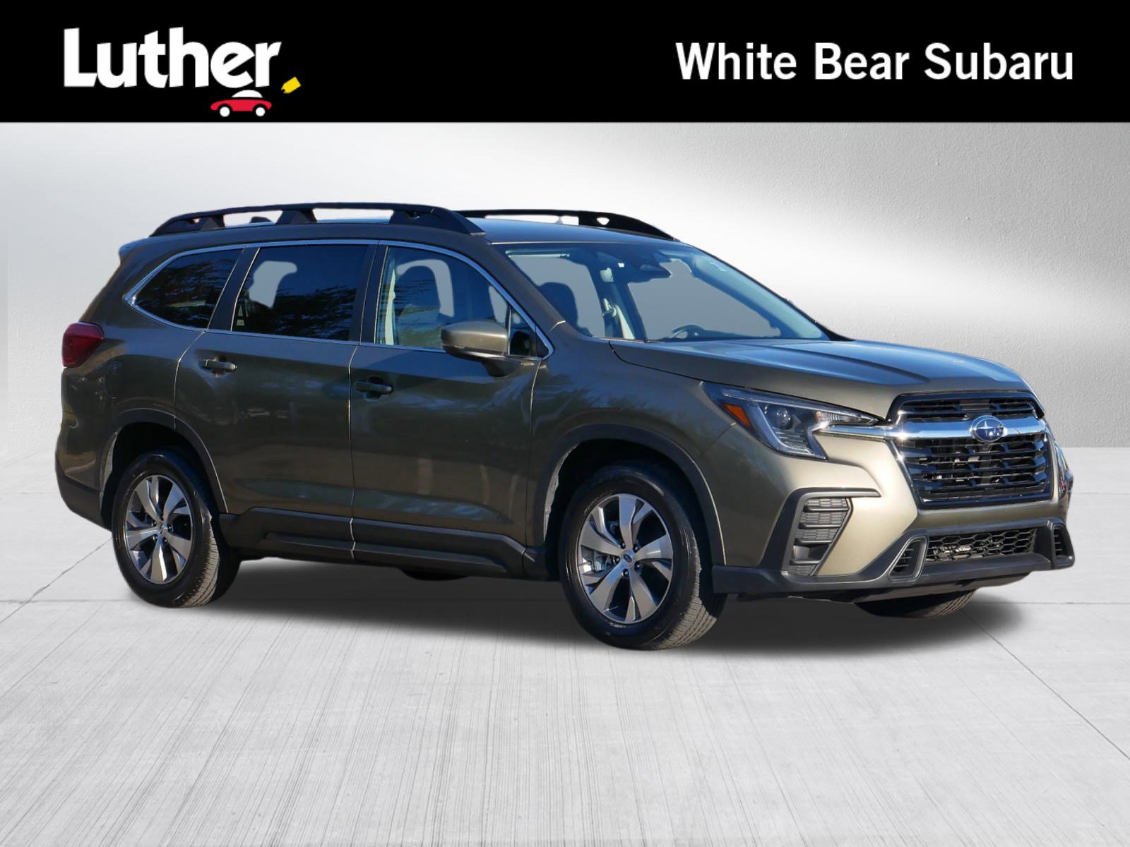 2024 Subaru Ascent Premium's photo