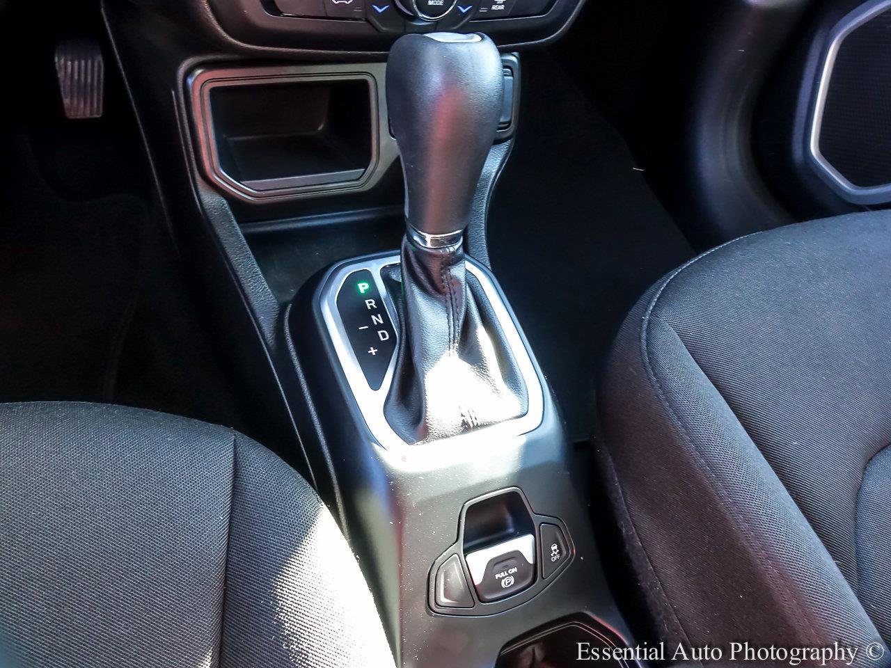 2018 JEEP RENEGADE - Image 15