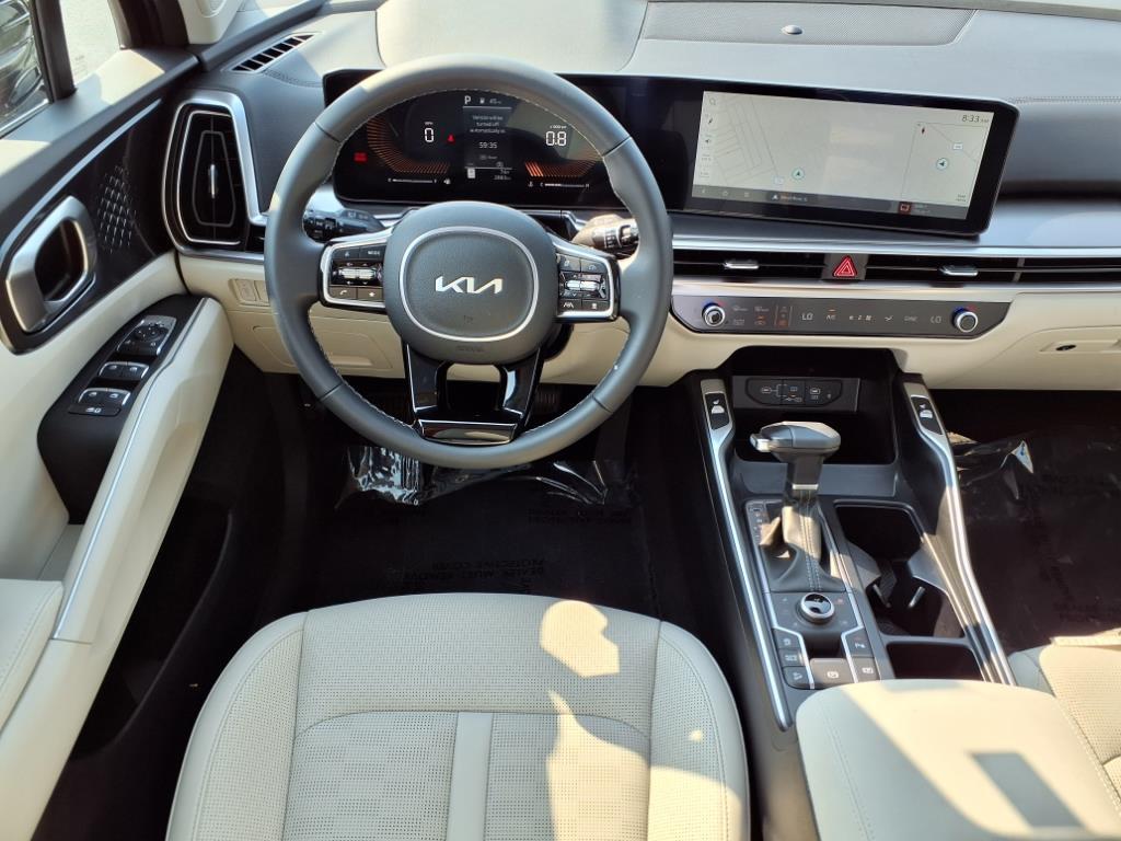 2025 Kia Sorento EX photo 2