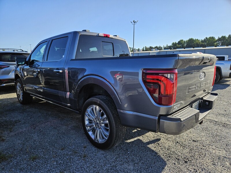 2024 Ford F-150 Platinum photo 2
