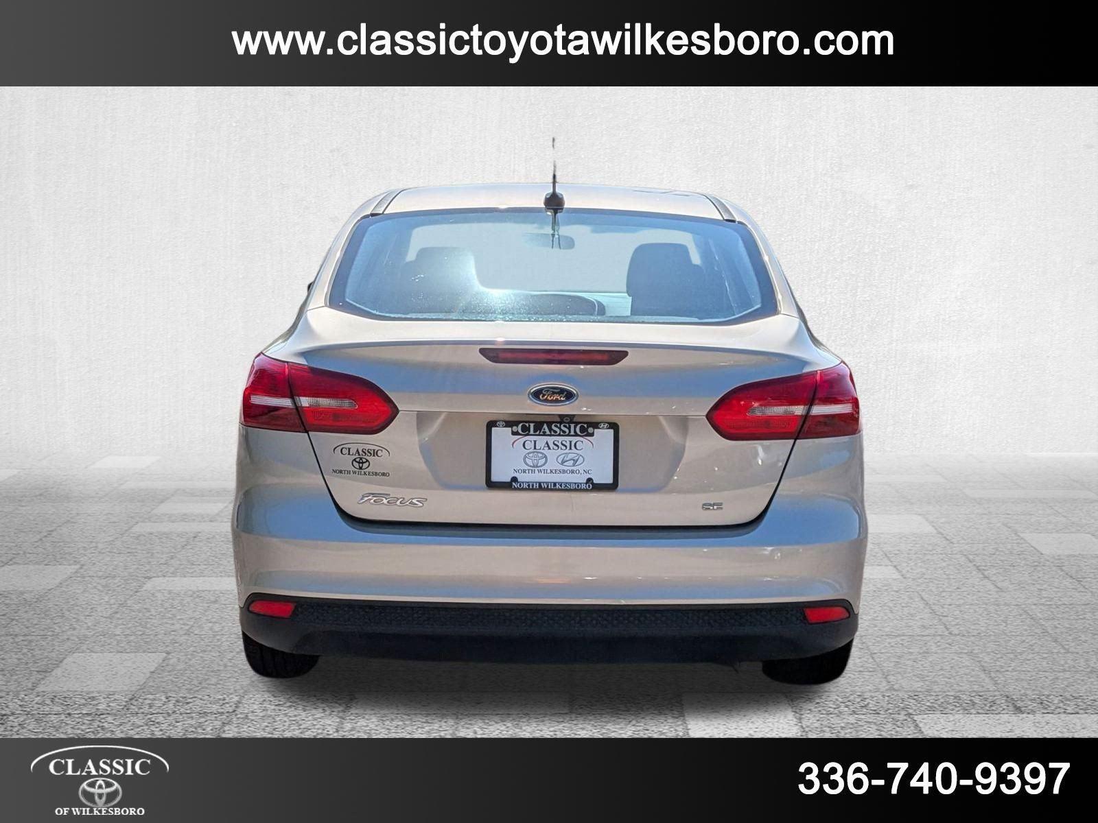 2018 Ford Focus SE photo 6