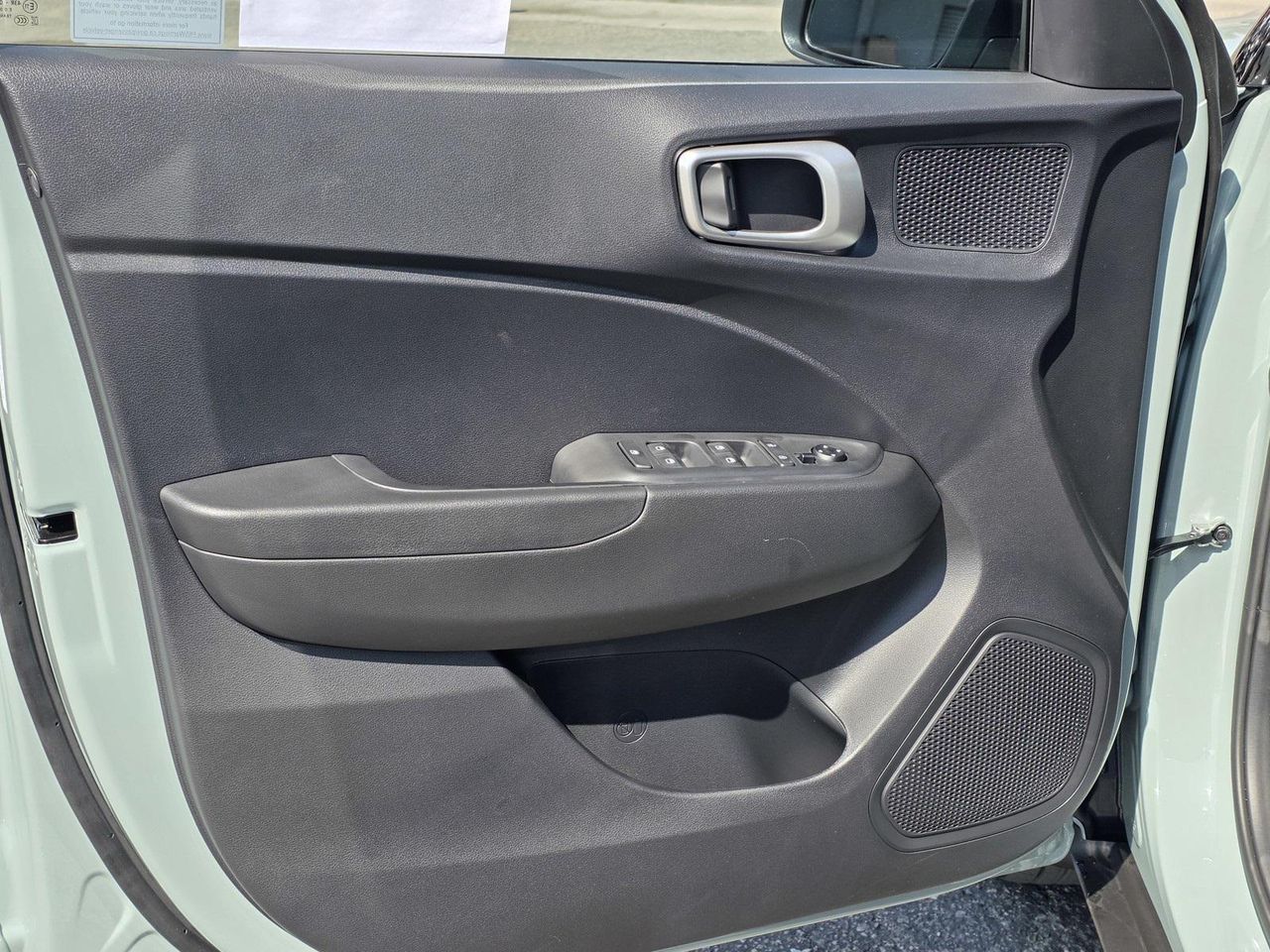 2026 Hyundai Venue SE photo 21