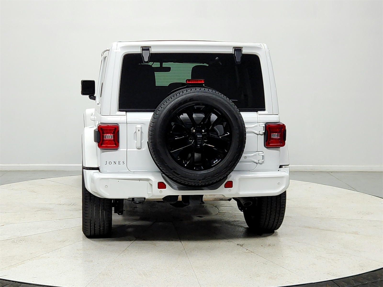 2023 Jeep Wrangler Altitude photo 2