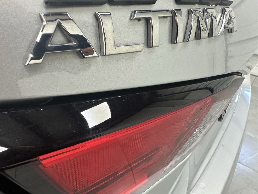 2022 Nissan Altima 2.5 S photo 5