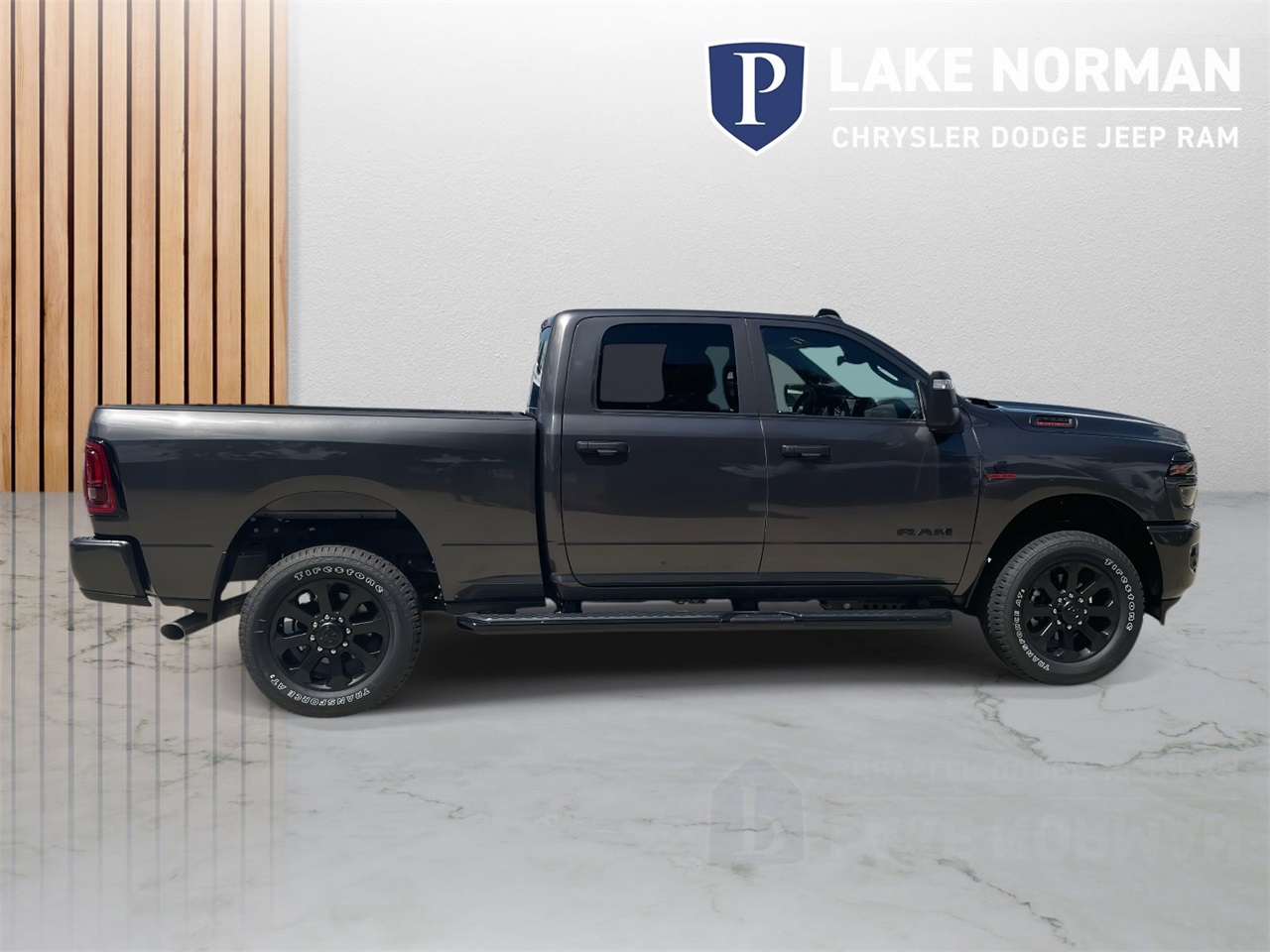 2025 Ram 2500 Big Horn photo 5