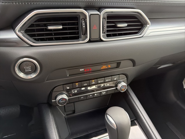 2025 Mazda CX-5 2.5 S Preferred photo 16