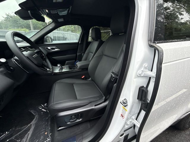 2026 Land Rover Range Rover Velar SE photo 8