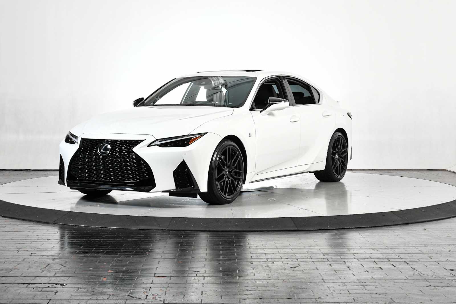 2023 Lexus IS 350 F SPORT's photo