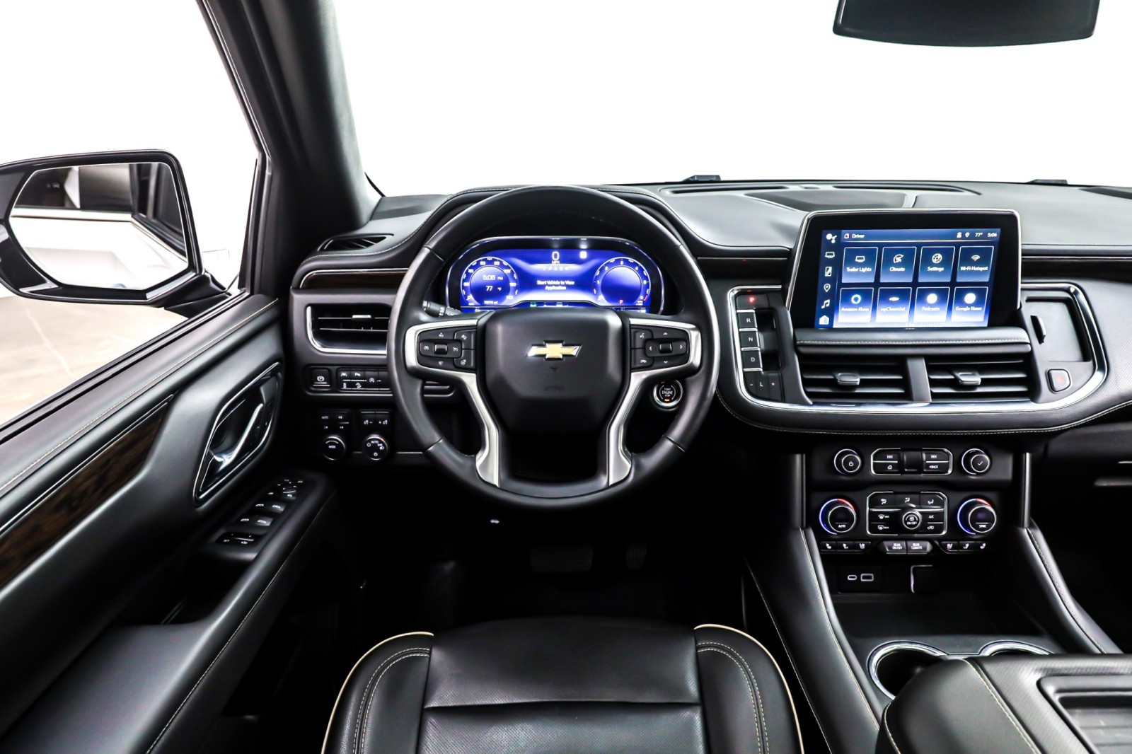 2023 Chevrolet Suburban Premier photo 4