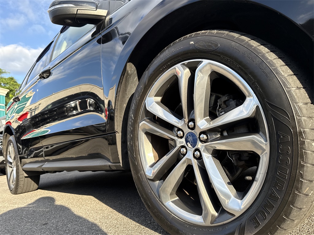 2018 Ford Edge Sport photo 8
