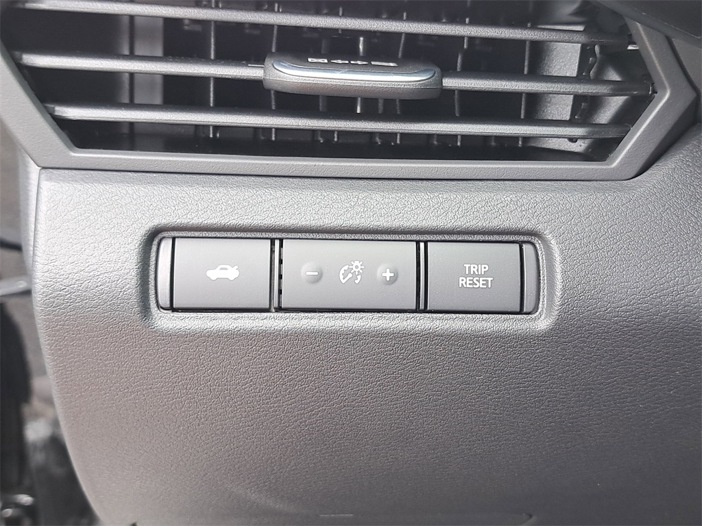 2025 Nissan Altima 2.5 SR photo 23