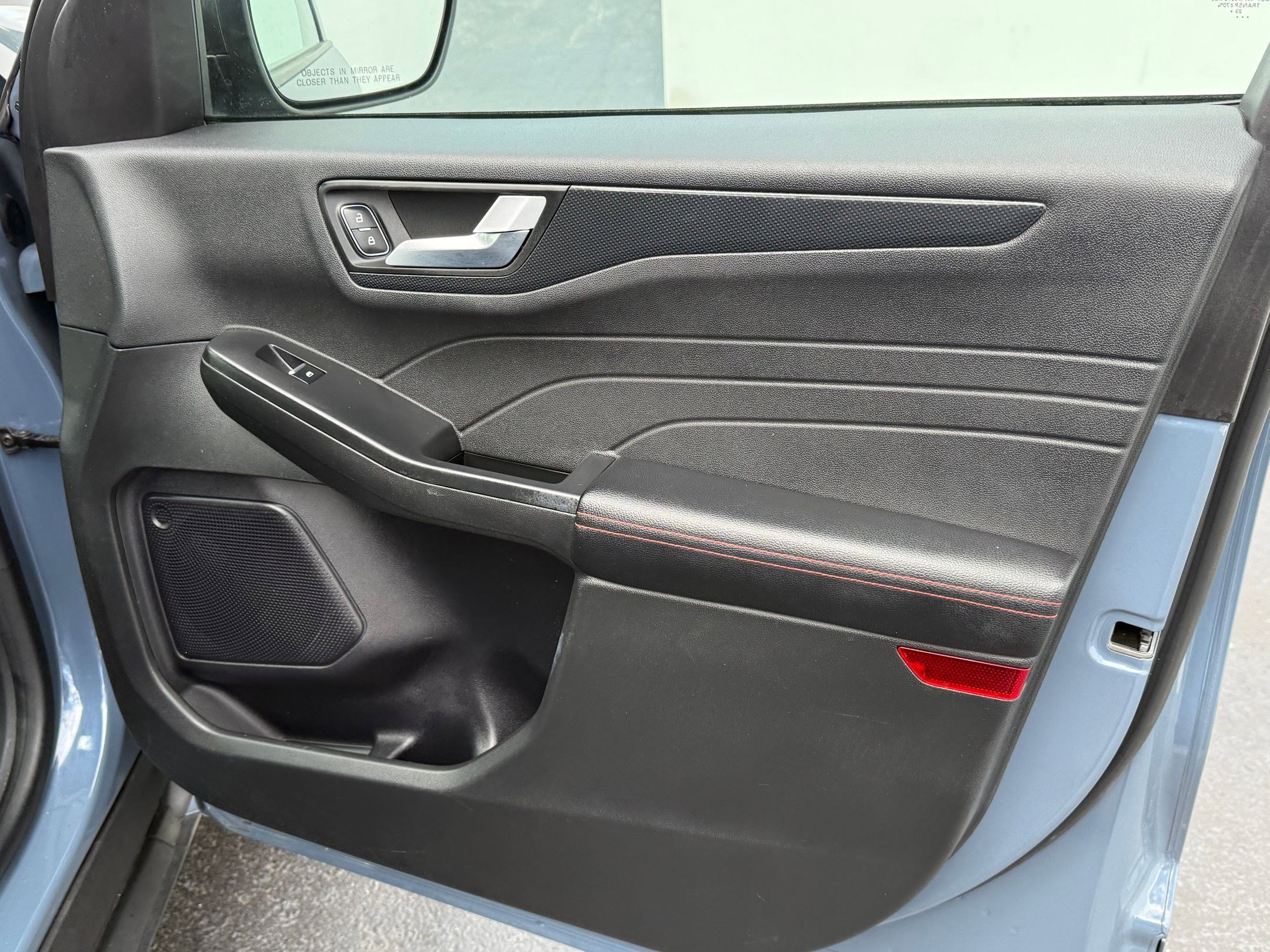 2024 Ford Escape ST-Line photo 30
