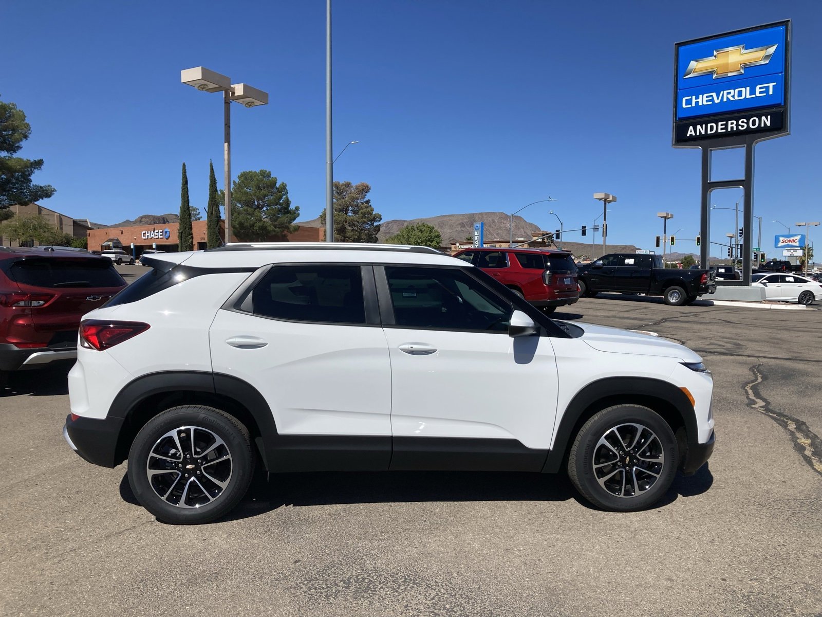 2026 Chevrolet Trailblazer LT photo 4