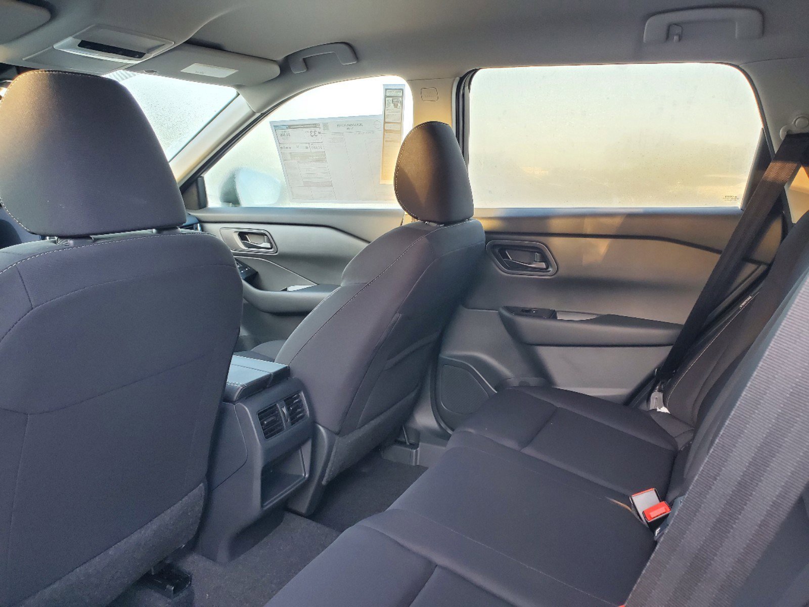 2025 Nissan Rogue S photo 4