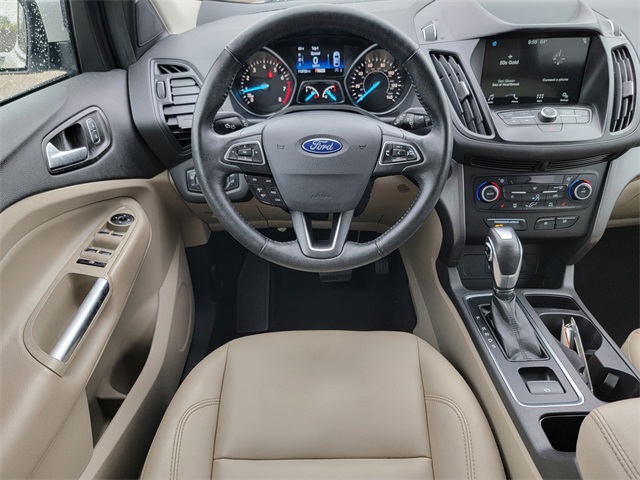 2019 Ford Escape SEL photo 25
