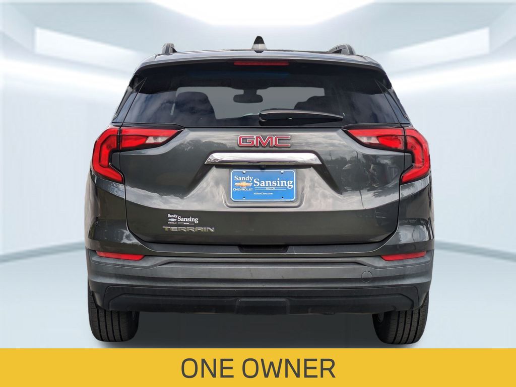 2020 Gmc Terrain SLE photo 3