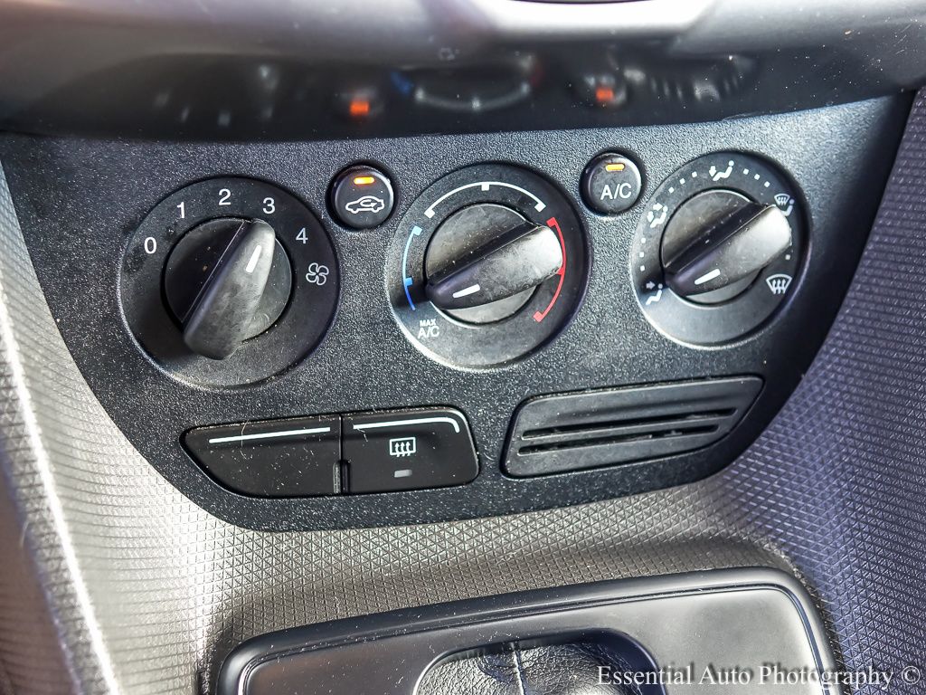 2016 Ford Transit Connect XLT photo 17