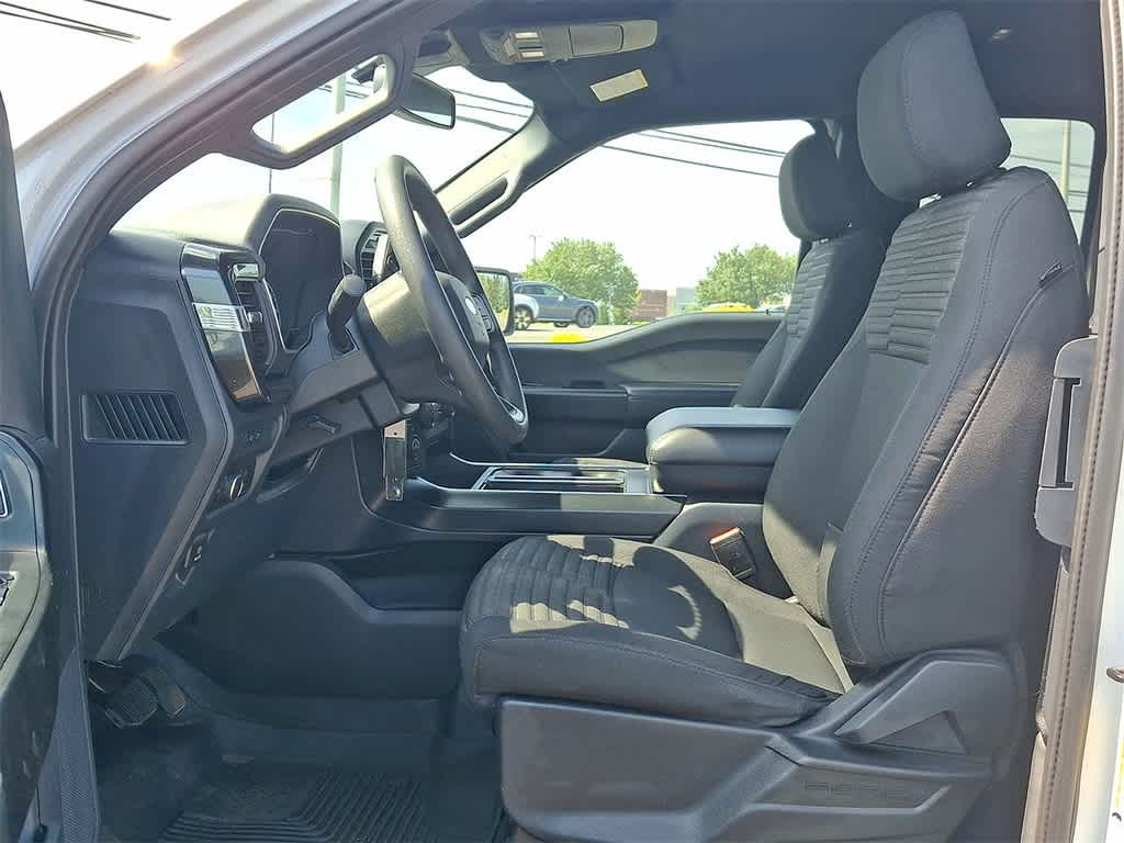 2022 Ford F-150 XL photo 16