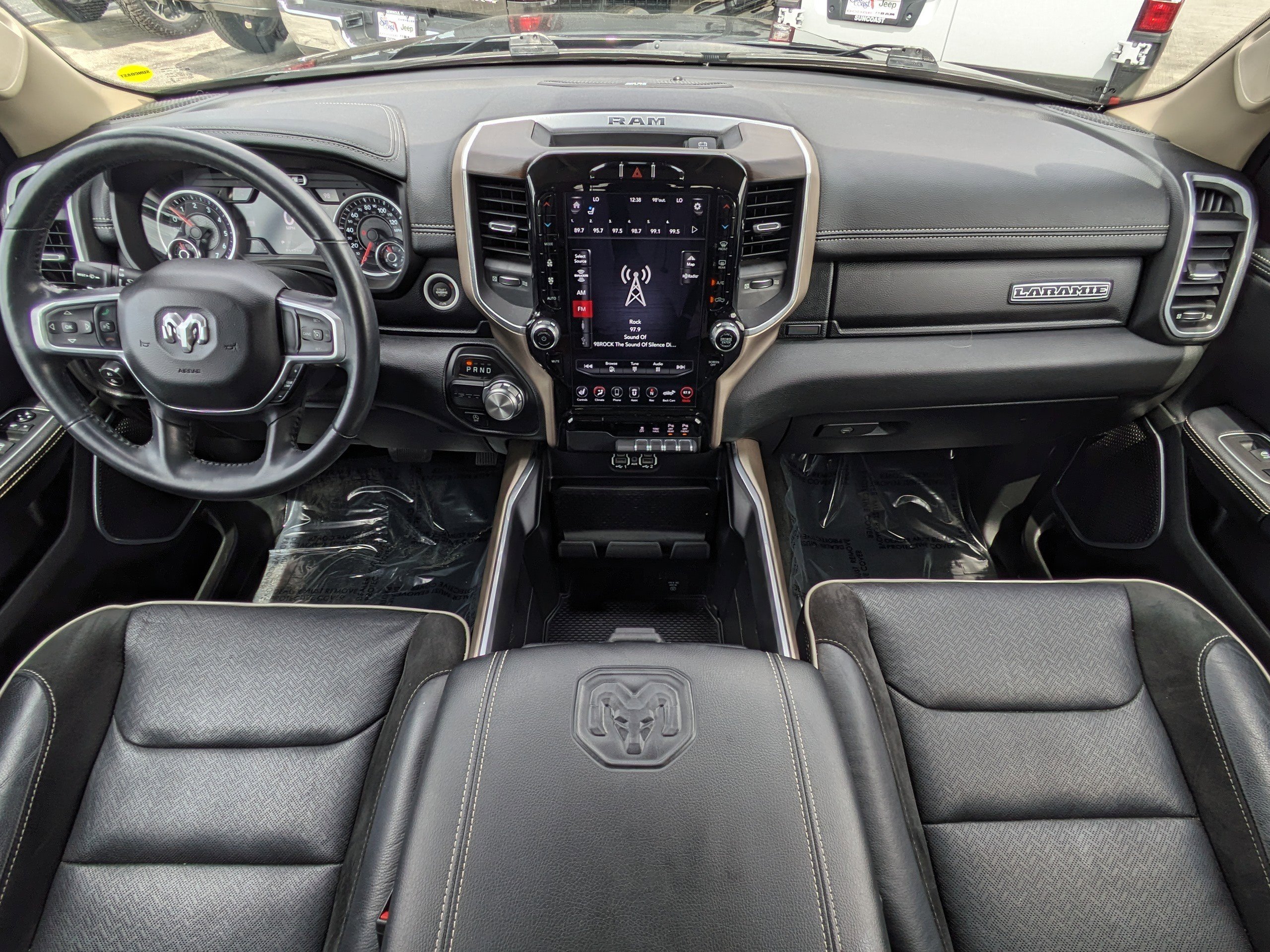 2021 Ram 1500 Laramie photo 14