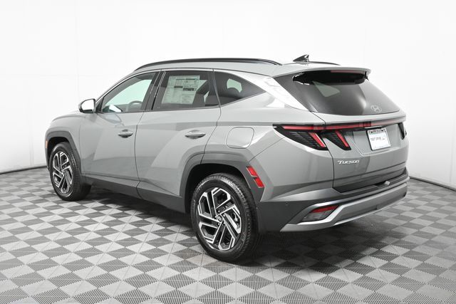 2025 Hyundai Tucson Limited photo 2