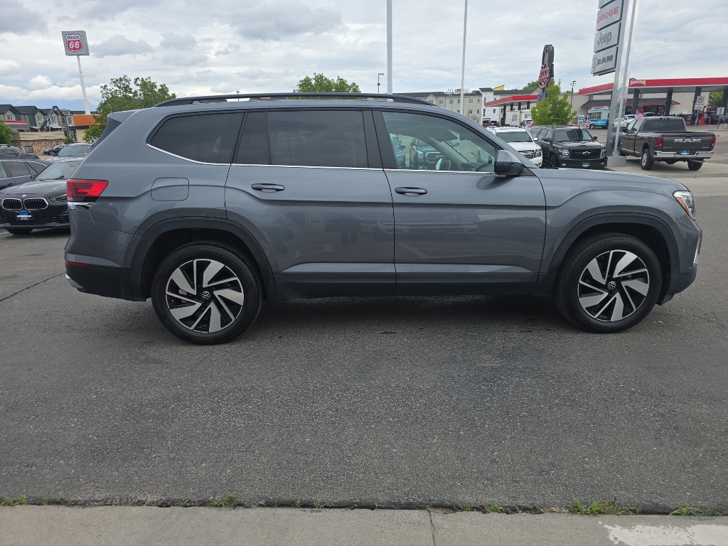 2024 Volkswagen Atlas SE Technology photo 4