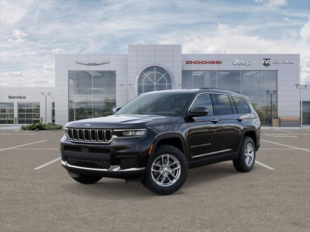 2025 Jeep Grand Cherokee L Laredo's photo