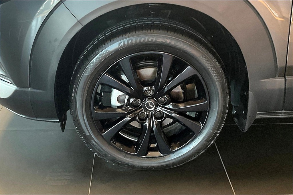 2025 MAZDA CX-30 - Image 11